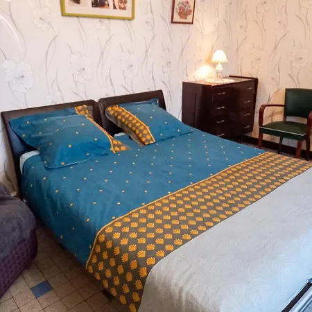 Σπίτι διακοπών Maison Charmante A Chepy Avec Jardin Et Piste De Petanque